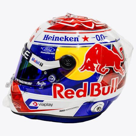Max Verstappen helmet